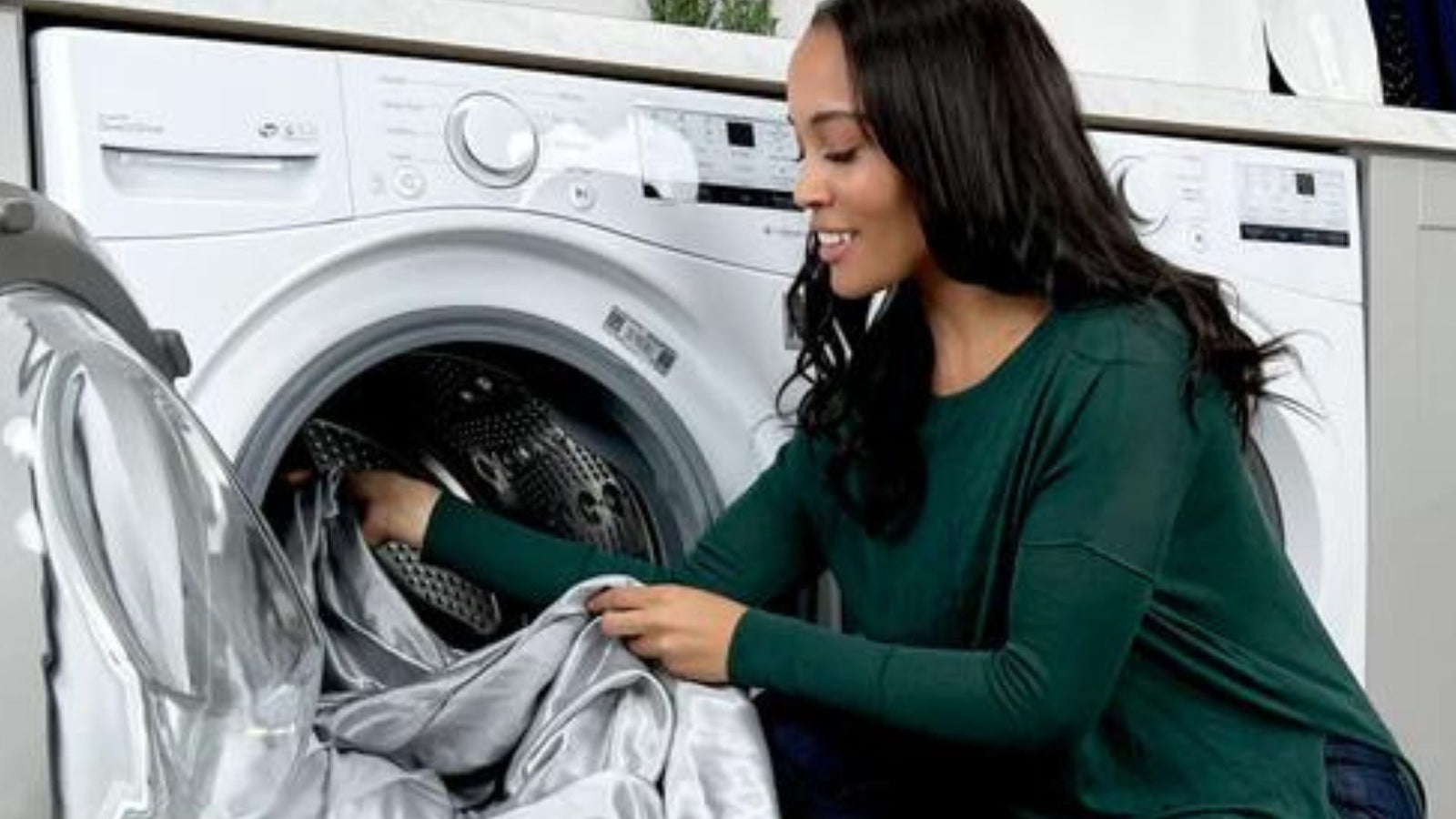 Mulberry Park Silks Featured in House Digest’s, The Best Way To Wash Your Silk Sheets To Keep Them Wrinkle-Free