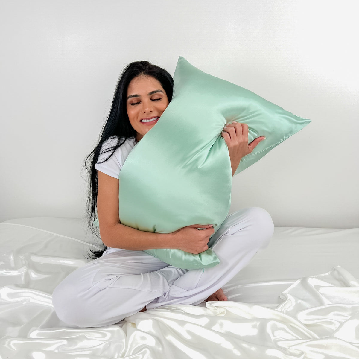 19 Momme Silk Pillowcase - Green