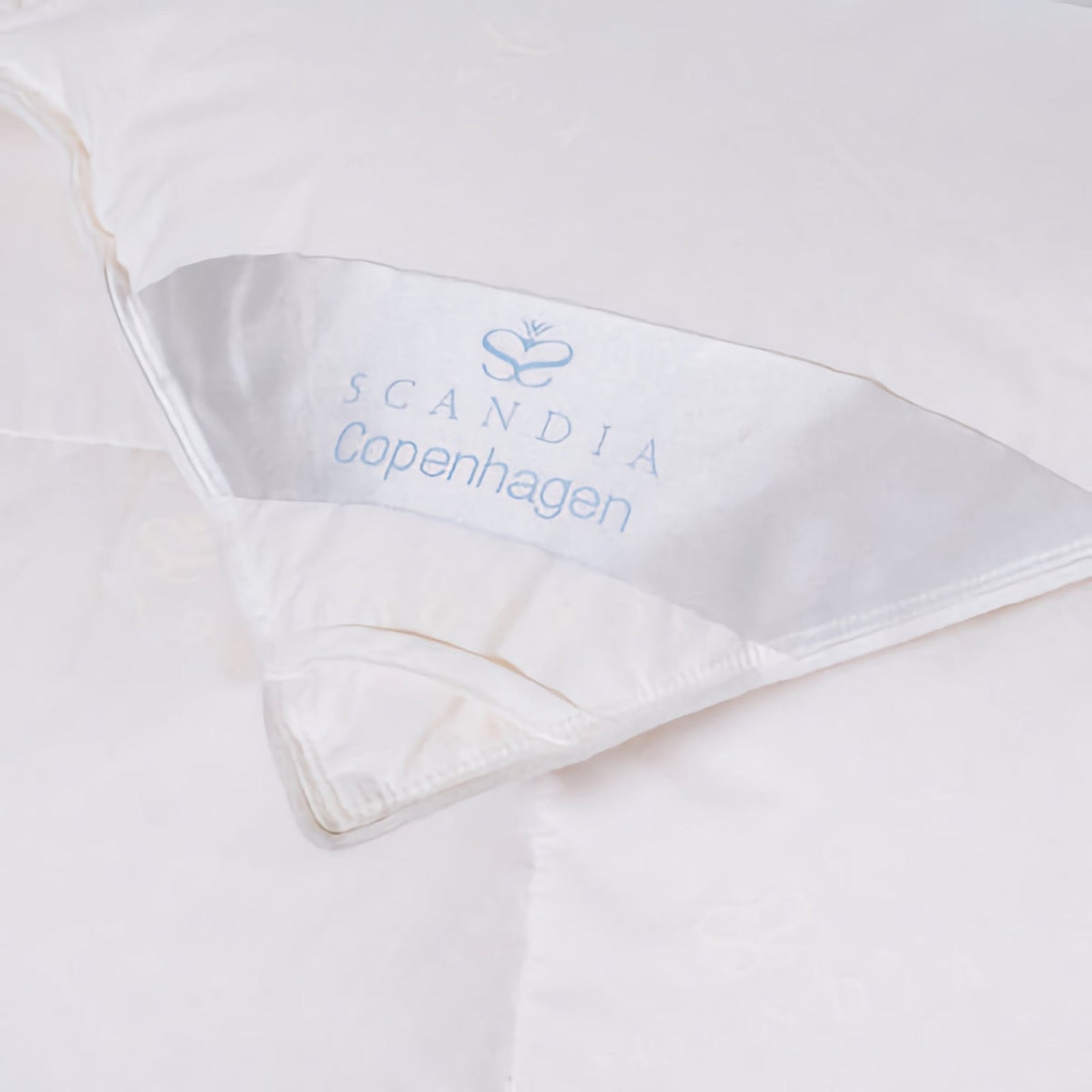 Scandia Home Copenhagen European White Down Comforter Fine Linens